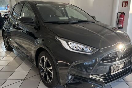 Toyota Yaris 11.700 km 23.490 &euro; Siegburg 53721