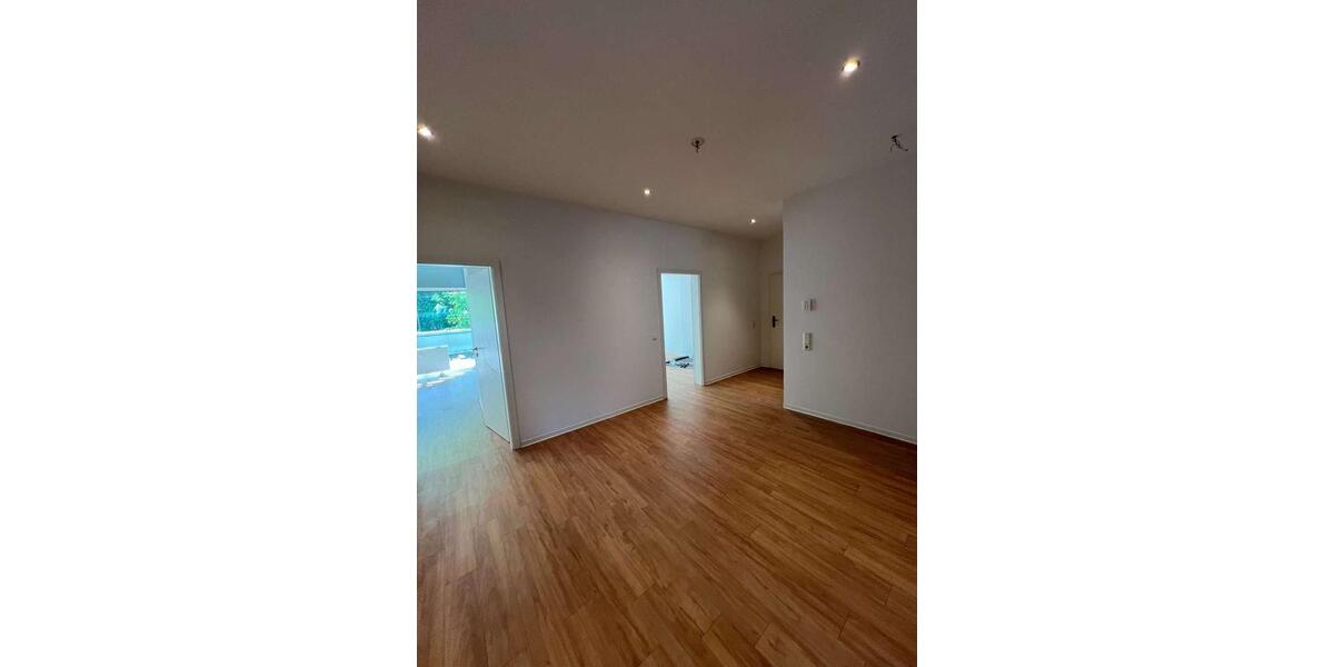 WG geeignete 3 Zimmer-Studentenwohnung inkl. Küche neben dem Rhein-Center! [VAC-16643] 3 zimmer