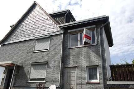Haus Solingen Central - 5 Zimmer, 115 m&sup2;, 205.000&euro; | Angebot:27320881