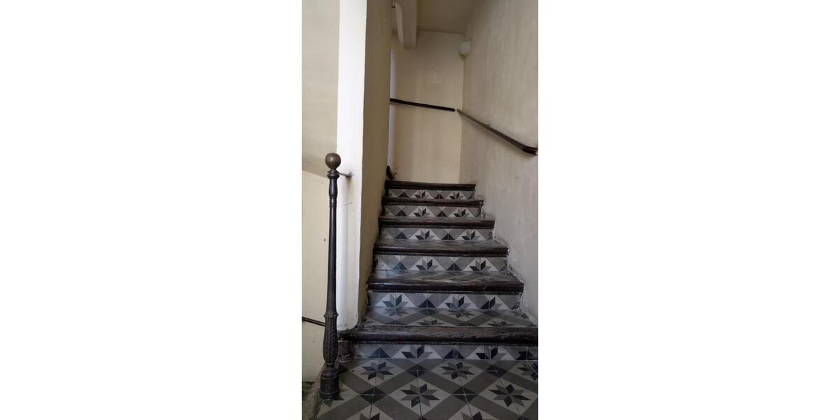 Provence altes Stadthaus mit Charme 300M2 17 Zimmer Innenhof 17 zimmer