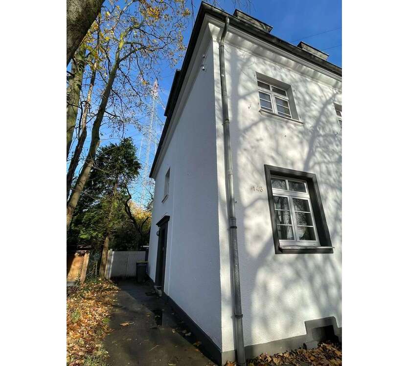 Haus zum Kaufen in Köln 599.000 € 234 m²