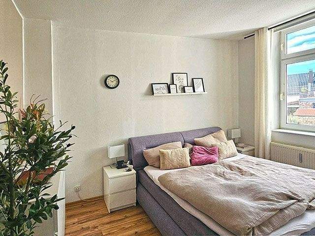 Modernisiertes Mehrfamilienhaus in einer bevorzugten Wohnlage von Solingen. 1 zimmer