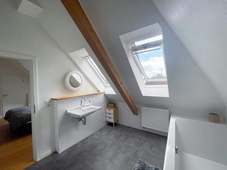 Großzügiges Wohnerlebnis mit historischem Flair 7 zimmer