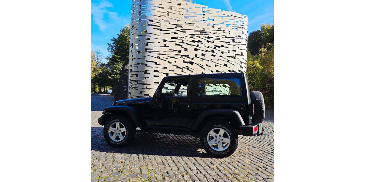 Jeep Wrangler 90.500 km 25.200 &euro; Koeln 50999