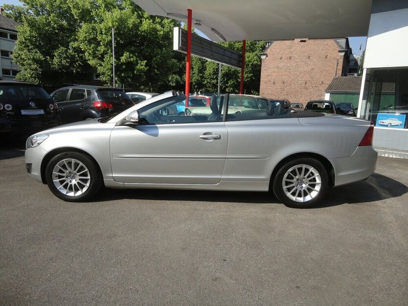 Volvo C70 2,0 D/130 KW 1.Hand Leder+Xenon+Klima Top 151.550 km 12.700 € Neuss 41462