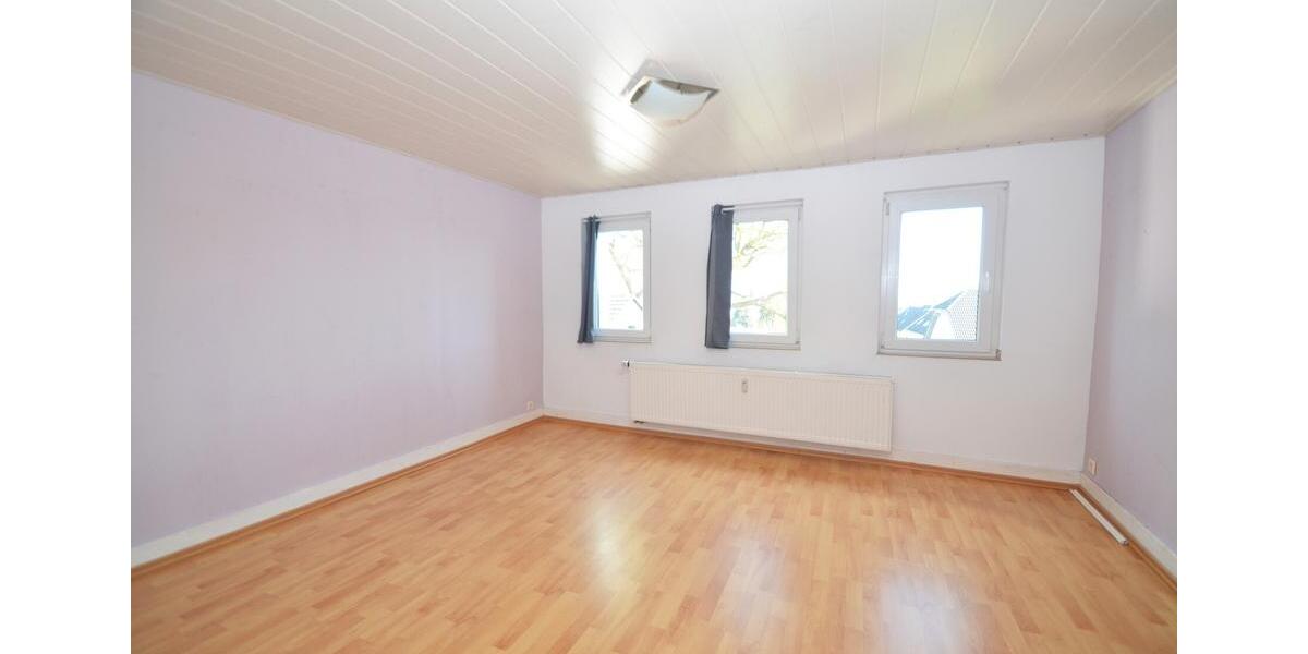 Etagenwohnung Brühl - 3 Zimmer, 65 m&sup2;, 600&euro; | Angebot:26279258