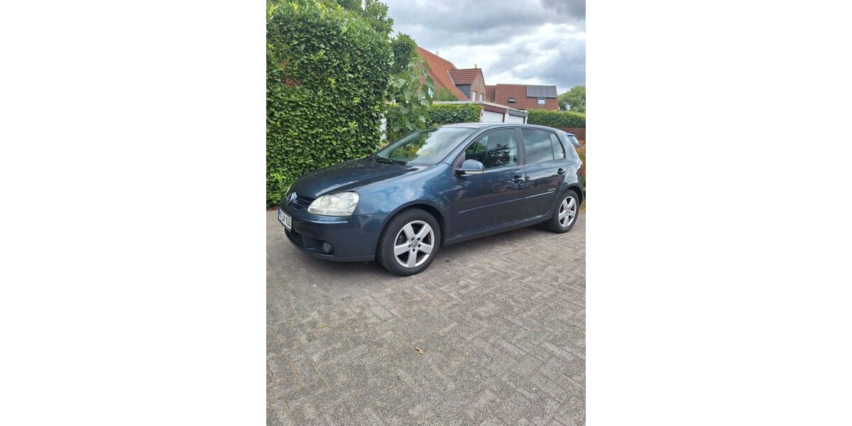 VW Golf 260.000 km 2.150 &euro; Langenfeld 40764