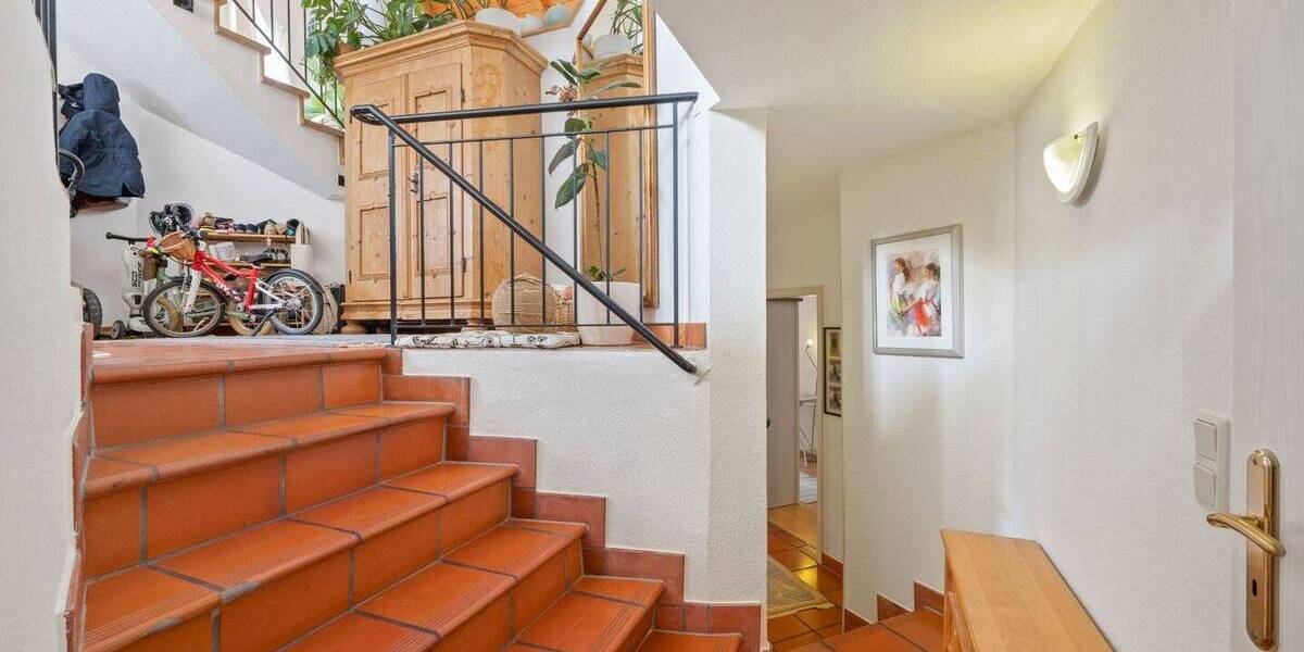 Reihenendhaus Bonn Brüser Berg - 7 Zimmer, 175 m&sup2;, 749.000&euro; | Angebot:23520454