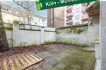 Entkernte Erdgeschoss-Wohnung mit eigenem Garten