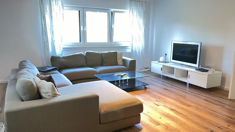 Terrassenwohnung Bergisch Gladbach Alt-Frankenforst - 2 Zimmer, 60 m&sup2;, 900&euro; | Angebot:26515542