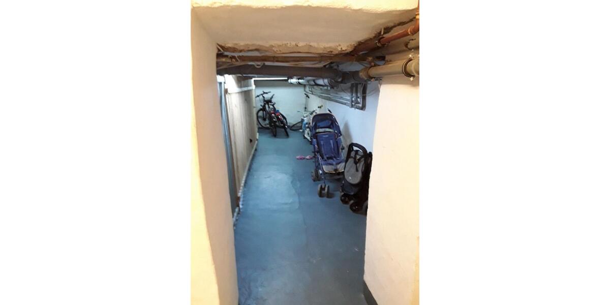 Mehrfamilienhaus zentral in Köln-Rath v. Privat H: 0152 58103358 20 zimmer