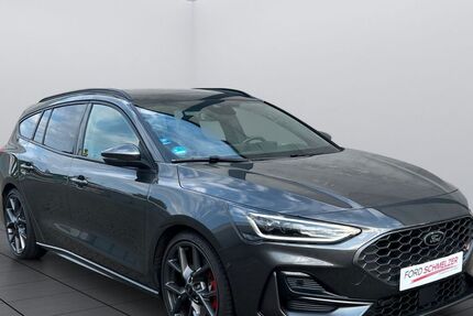 Ford Focus 47.180 km 29.490 &euro; Rösrath 51503