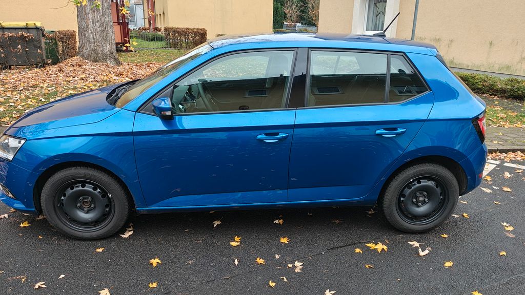 Skoda Fabia 58.800 km 12.249 &euro; Siegburg 53721
