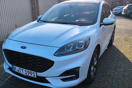 Ford Kuga 96.200 km 21.200 &euro; Köln 50765