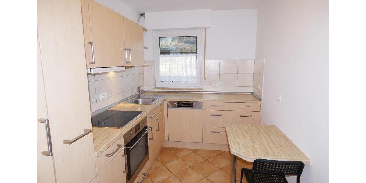 Renovierte 3-Zimmer-Wohnung mit Einbauküche in ruhiger und grüner Lage 3 zimmer