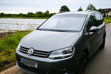 VW Sharan 129.291 km 20.600 € Bornheim 53332