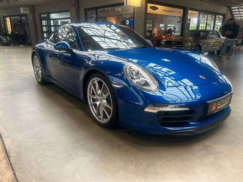 Porsche 911 27.800 km 79.900 € Düsseldorf 40591