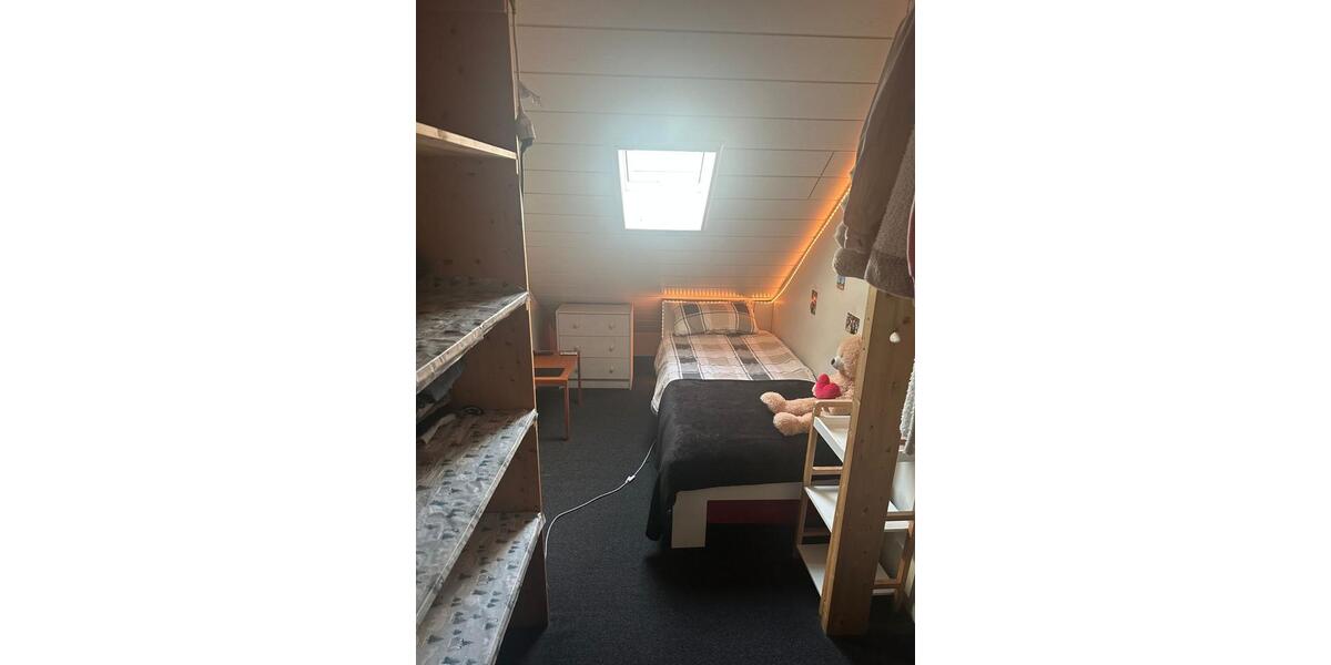 Einfamilienhaus Troisdorf Altenrath - 7 Zimmer, 203 m&sup2;, 6.999&euro; | Angebot:25811174