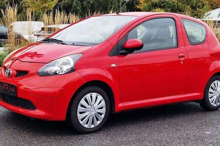 Toyota Aygo 159.000 km 2.600 € Bergisch Gladbach 51469