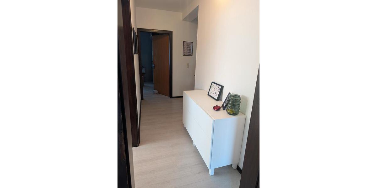 Hochparterre Solingen Burg - 3 Zimmer, 72 m&sup2;, 958&euro; | Angebot:26272230