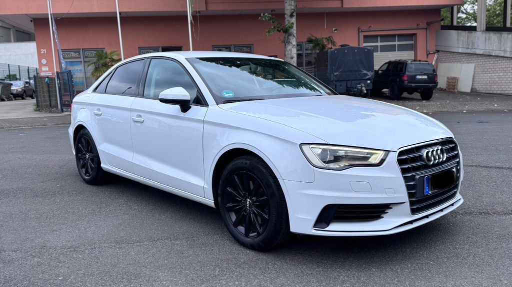 Audi A3 156.800 km 11.000 &euro; Köln 51107