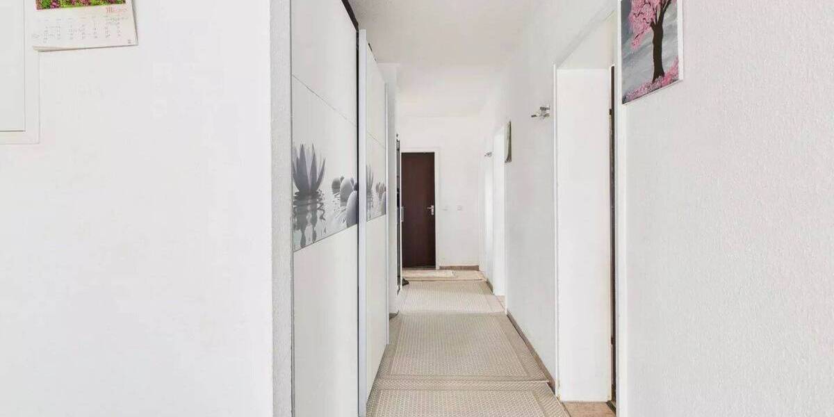 Etagenwohnung Köln Pesch - 4 Zimmer, 92 m&sup2;, 260.000&euro; | Angebot:26868717