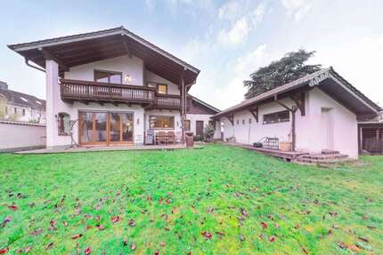 Haus Niederkassel - 6 Zimmer, 252 m&sup2;, 863.000&euro; | Angebot:25025733