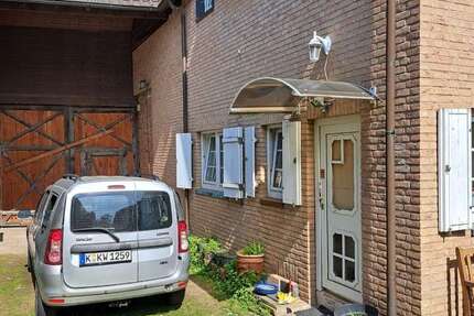 Haus Köln Chorweiler - 4 Zimmer, 117 m&sup2;, 359.000&euro; | Angebot:26348741