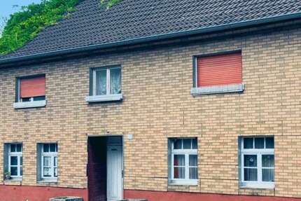 Grundstück zu verkaufen in Lohmar 175.000 € 581 m²