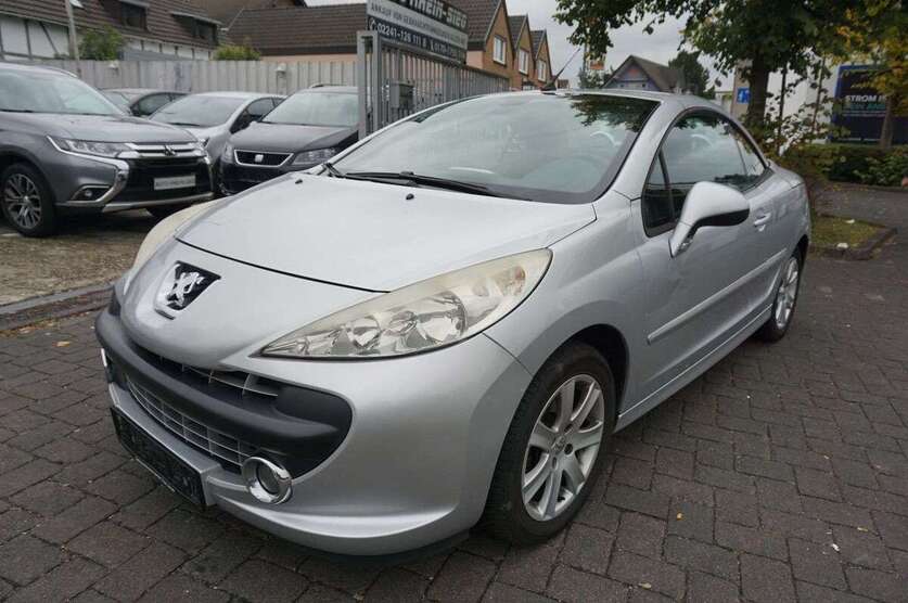 Peugeot 207 189.000 km 1.990 € Troisdorf 53840