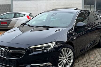 Opel Insignia 90.000 km 18.800 € Düsseldorf 40233