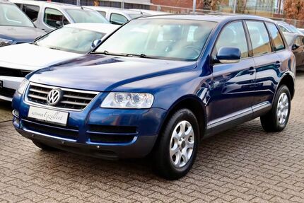VW Touareg 324.856 km 2.950 &euro; Troisdorf (Köln/Bonn) 53842