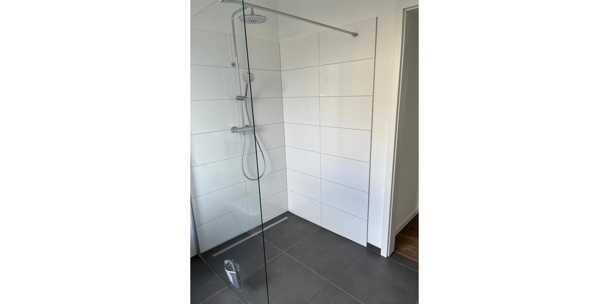 Etagenwohnung Wermelskirchen - 3 Zimmer, 90 m&sup2;, 1.300&euro; | Angebot:27605582