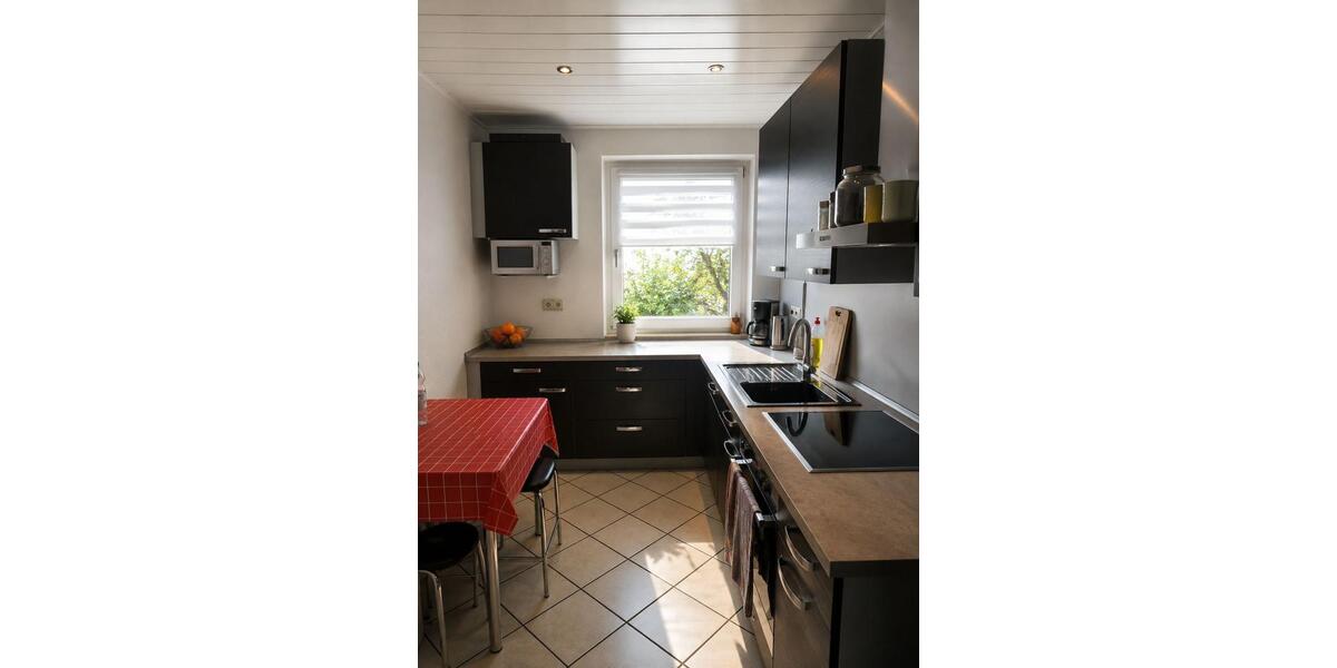 Etagenwohnung Köln Mülheim - 4 Zimmer, 79 m&sup2;, 390.000&euro; | Angebot:27081308