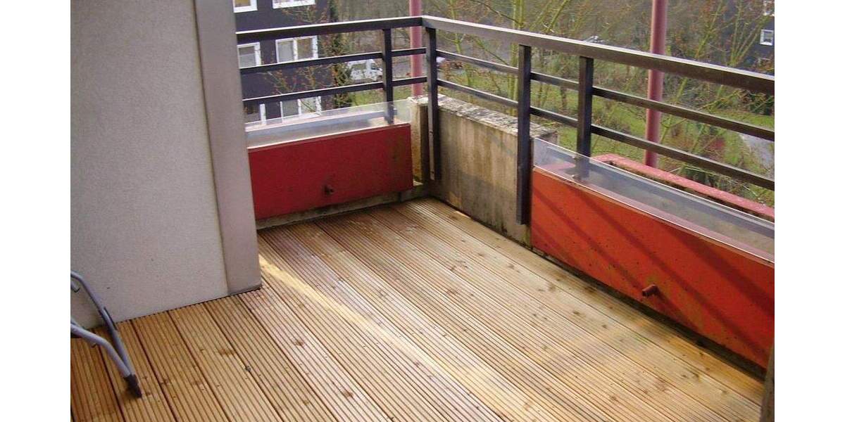 2 Zimmer, Küche, Bad, Loggia, Garage in Bensberg zum 01.02.2026 vermietbar 4 zimmer