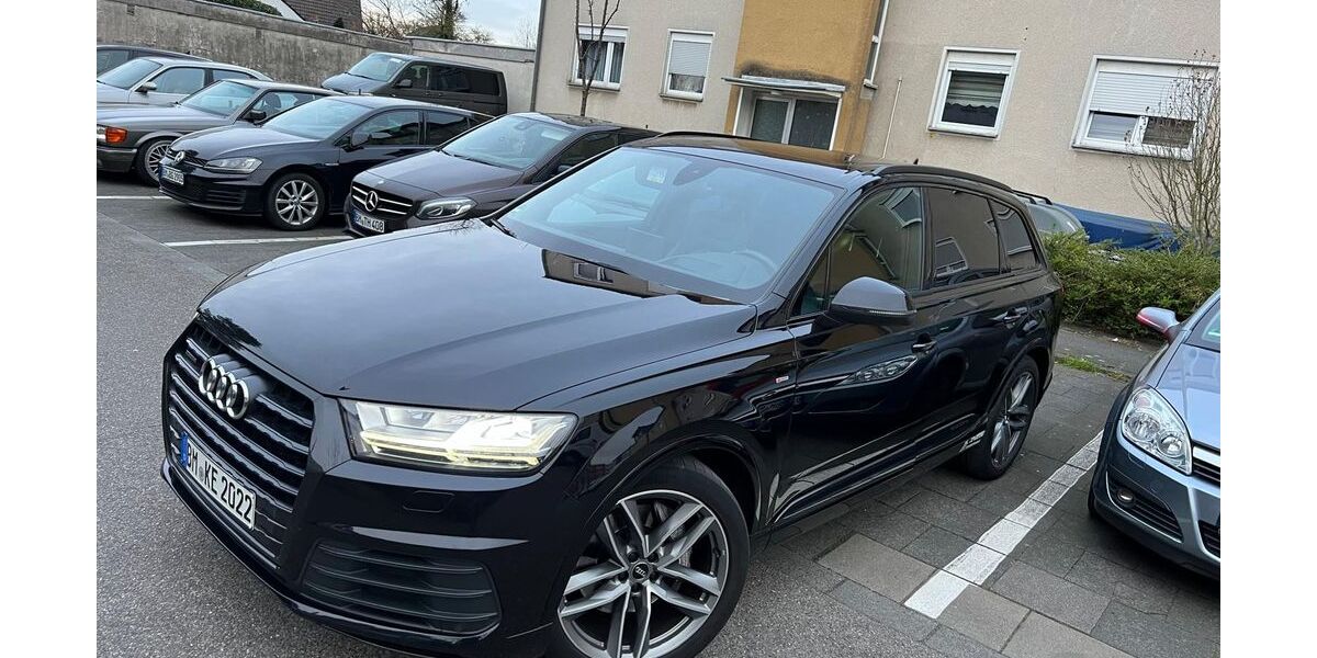 Audi Q7 180.000 km 30.900 &euro; Brühl 50321