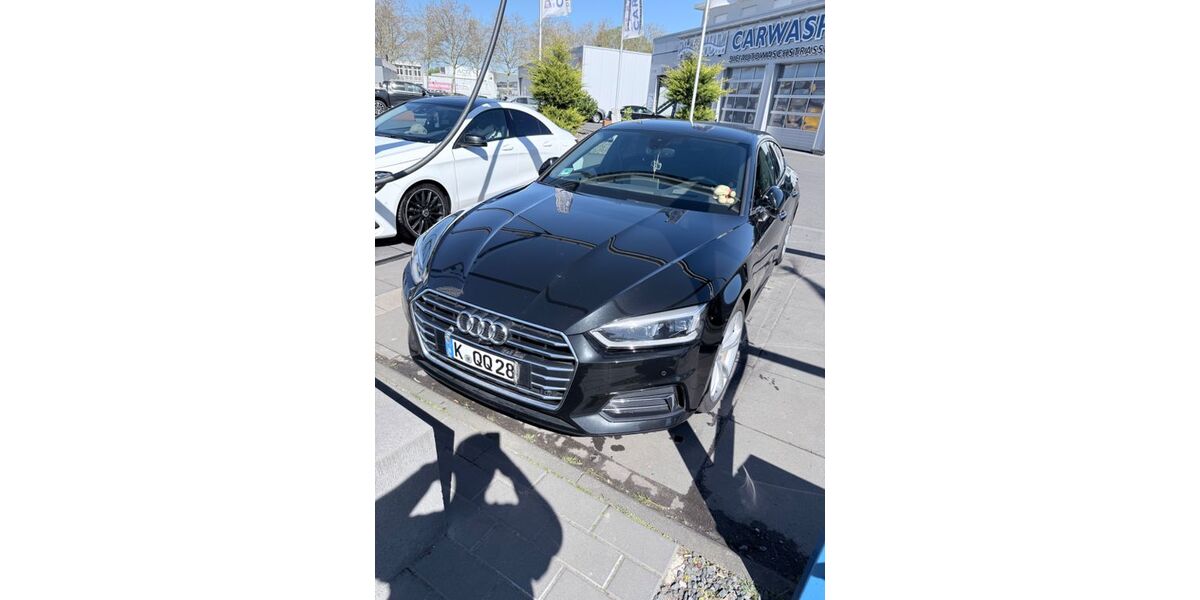 Audi A5 160.000 km 16.500 &euro; Köln 51107