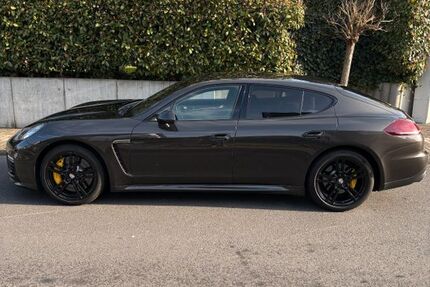 Porsche Panamera 174.000 km 28.700 &euro; Troisdorf 53842
