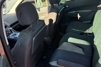 Peugeot 5008 170.700 km 8.499 € Grevenbroich 41515