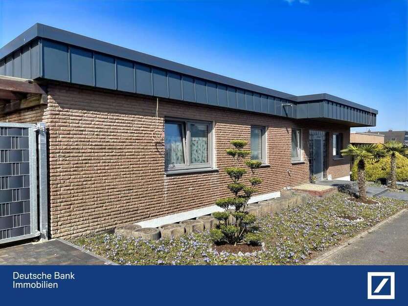 Haus zum Kaufen in Frechen 720.000 € 147.02 m²