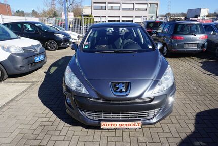 Peugeot 308 100.000 km 3.900 &euro; Wesseling 50389
