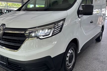 Renault Trafic 67.922 km 19.480 € Troisdorf 53842