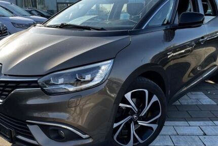 Renault Scenic 121.444 km 13.999 &euro; Solingen 42719