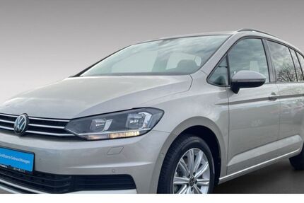 VW Touran 5.024 km 31.988 &euro; Bornheim 53332