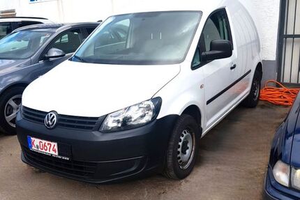 VW Caddy 83.614 km 8.995 &euro; Köln 51107