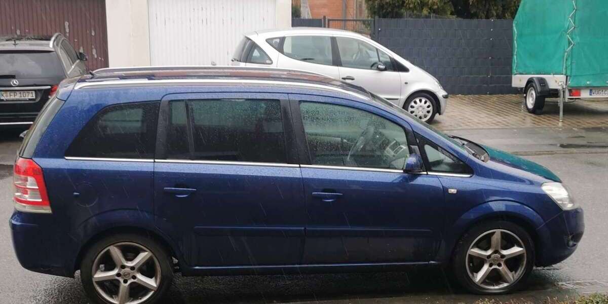 Opel Zafira 275.000 km 1.800 &euro; Höhenhaus (Köln) 51061