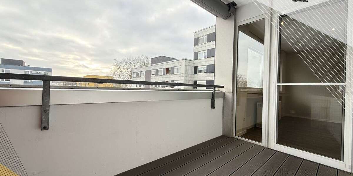 Wohnung zum Kaufen in Köln 349.000 € 100 m² 3 zimmer