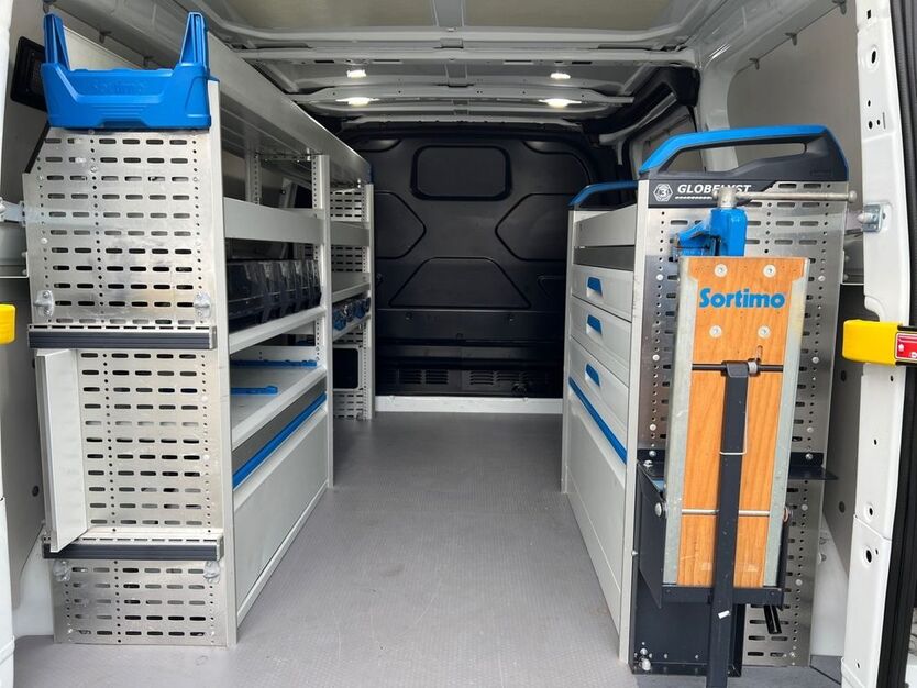 Ford Transit Custom 92.254 km 19.900 € Köln-Riehl 50735