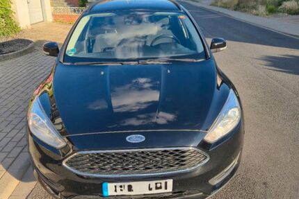 Ford Focus 98.000 km 6.500 € Grevenbroich 41517