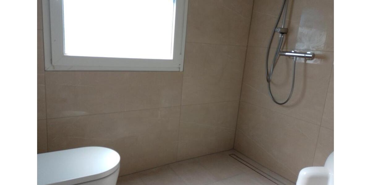 Dachgeschoßwohnung Köln Kalk - 3 Zimmer, 71 m&sup2;, 1.350&euro; | Angebot:26367904